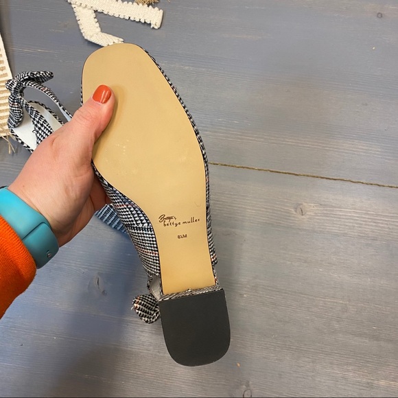 Bettye Mueller Slingback Pump - Picture 4 of 5